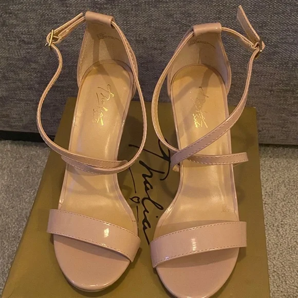 Thalia Sodi Nude Strappy Heels - Picture 2 of 6